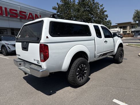 Used 2019 Nissan Frontier SV AWD/4WD image 8