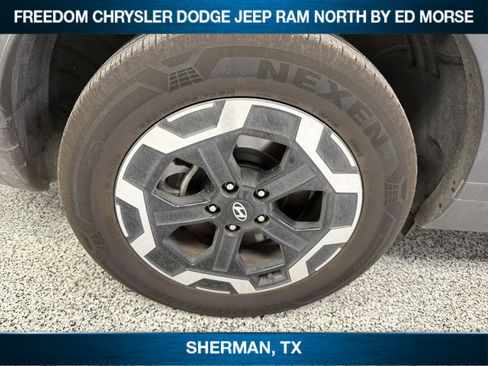 Used 2026 Hyundai Santa Fe SEL FWD image 13
