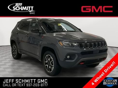 Used 2024 Jeep Compass Trailhawk image 1