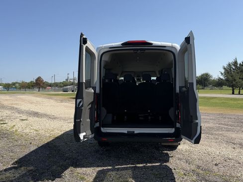 Certified 2023 Ford Transit 350 XLT RWD image 5