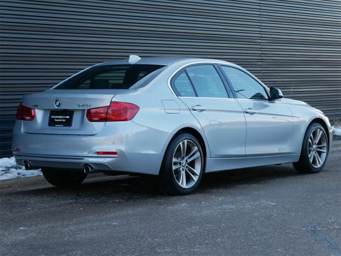 Used 2018 BMW 340i xDrive Sedan image 25