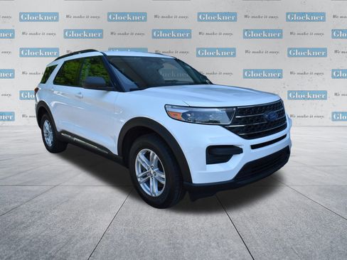Certified 2022 Ford Explorer XLT AWD/4WD image 3