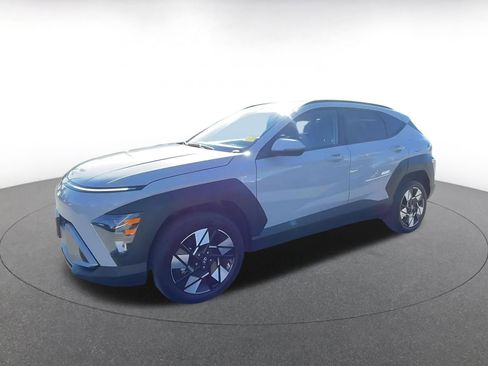Used 2025 Hyundai Kona SEL image 9