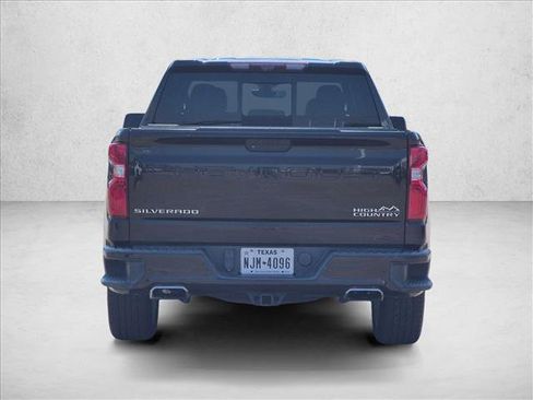 Used 2020 Chevrolet Silverado 1500 High Country w/ Technology Package AWD/4WD image 6