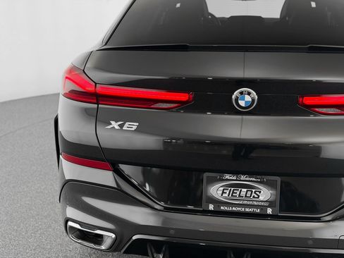Used 2026 BMW X6 xDrive40i w/ Climate Comfort Package AWD/4WD image 49