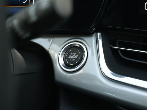 New 2026 Chevrolet Trax LT w/ LPO, Blackout Package FWD image 21