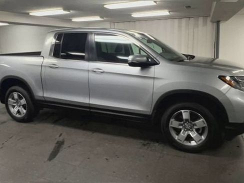 Used 2025 Honda Ridgeline RTL image 2