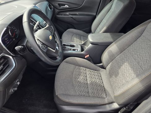 Used 2023 Chevrolet Equinox LT image 10