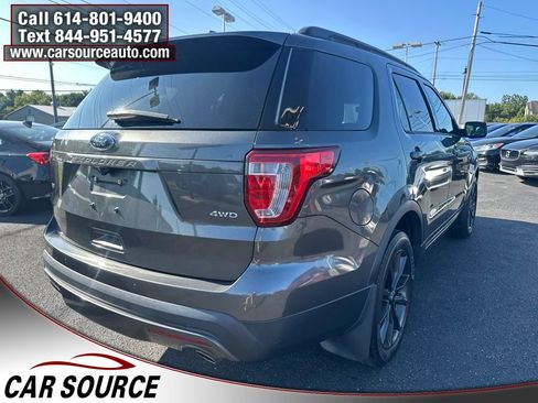 Used 2017 Ford Explorer XLT w/ Equipment Group 202A AWD/4WD image 8