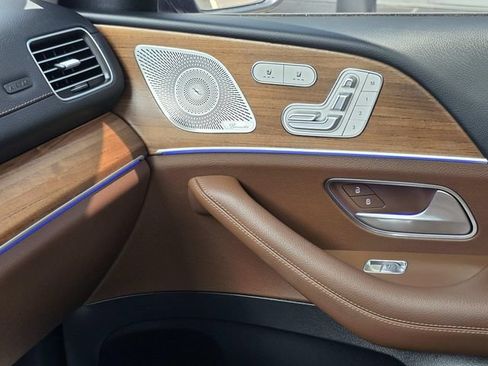 Certified 2024 Mercedes-Benz GLS 450 4MATIC image 26