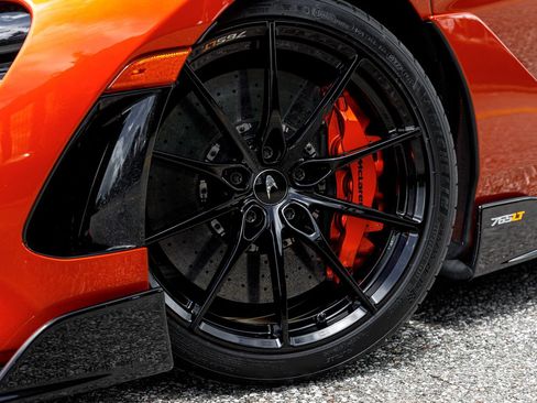 Used 2021 McLaren 765LT RWD image 45