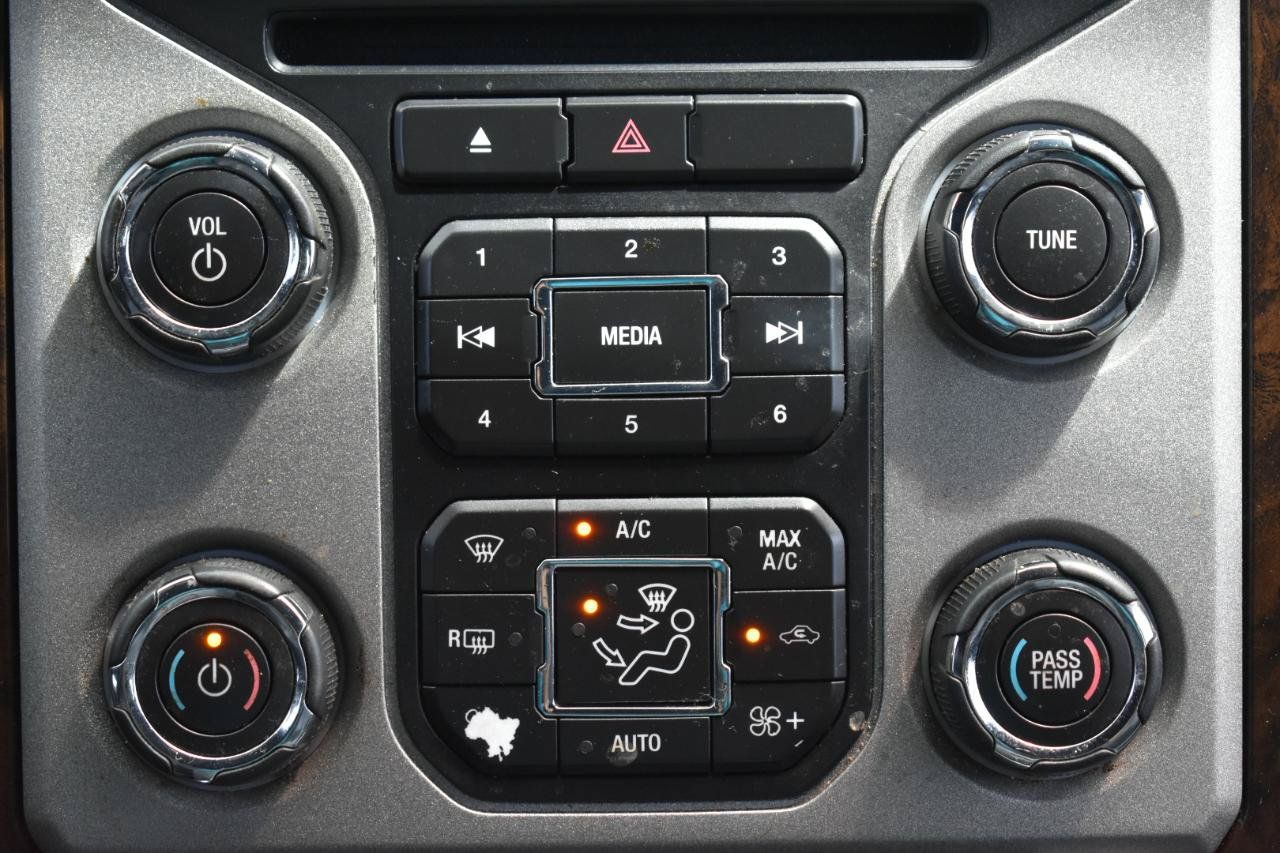 Used 2015 Ford F250 Platinum w/ FX4 Off-Road Package AWD/4WD image 22