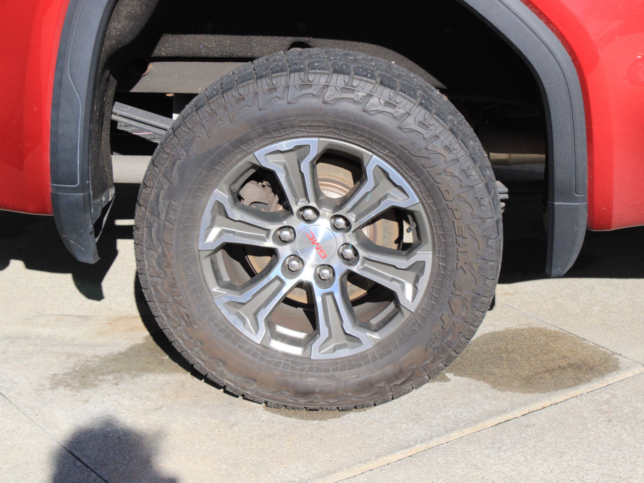 Used 2020 GMC Sierra 1500 SLE w/ SLE Value Package AWD/4WD image 7