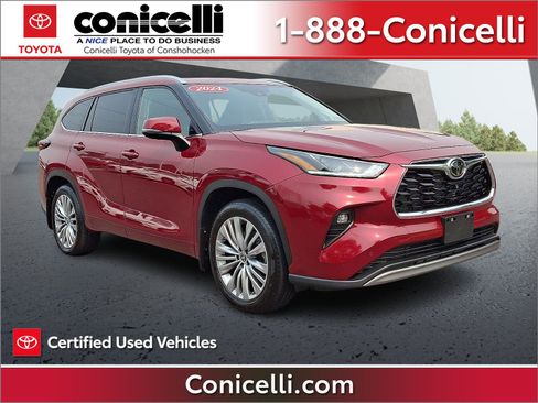 Certified 2024 Toyota Highlander Platinum AWD/4WD image 1