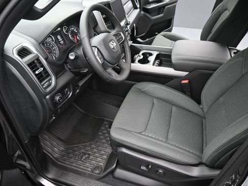 New 2025 RAM 1500 Big Horn image 9