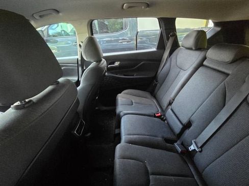 Used 2023 Hyundai Santa Fe SEL FWD image 9