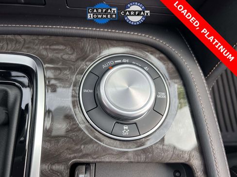 Used 2024 Nissan Armada Platinum w/ Captain's Chairs Package image 29