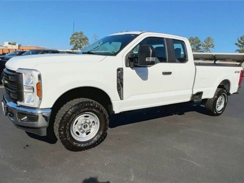 Used 2024 Ford F250 XL w/ XL Off-Road Package AWD/4WD image 7