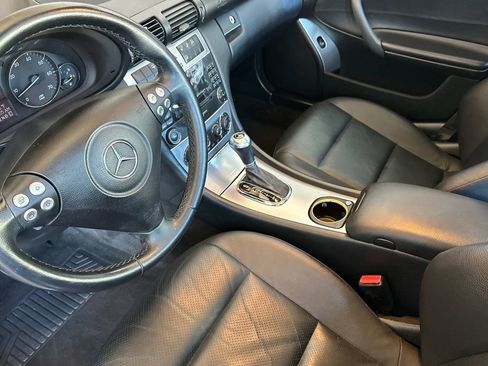 Used 2006 Mercedes-Benz C 230 Sedan image 10