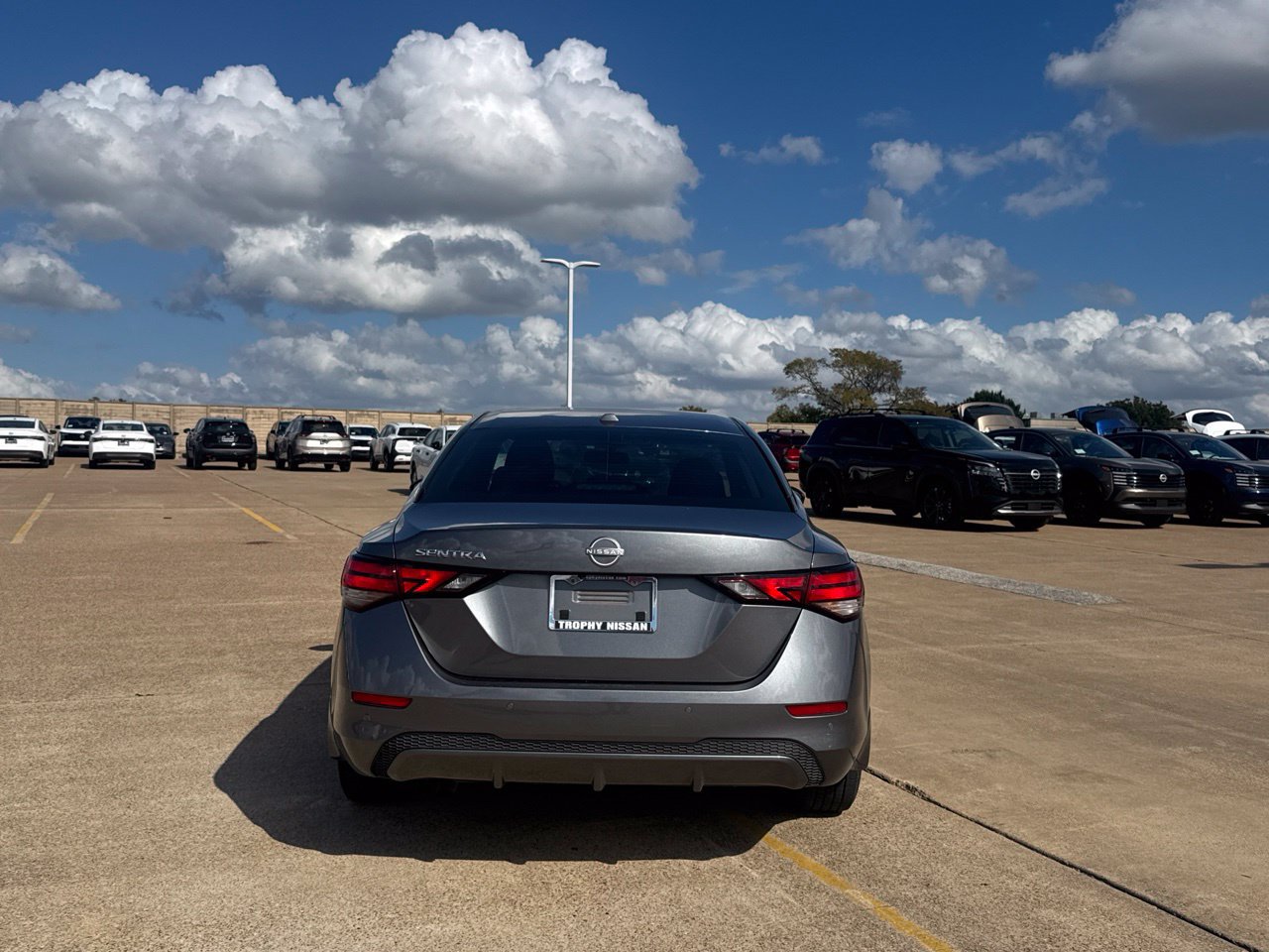 Used 2025 Nissan Sentra SV w/ Trunk Package FWD image 22