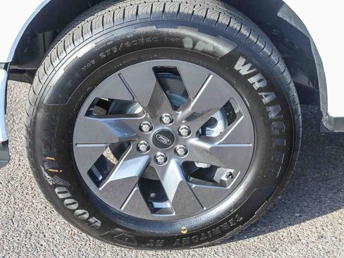 New 2025 Ford F150 Lightning Lariat AWD/4WD image 6