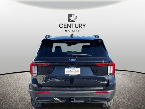 Used 2025 Ford Explorer ST-Line image 4