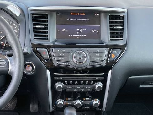 Used 2017 Nissan Pathfinder S FWD image 15