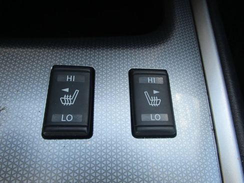 Used 2017 Nissan Pathfinder SL FWD image 19