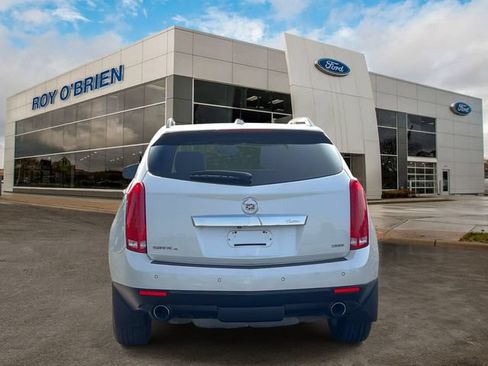 Used 2015 Cadillac SRX Luxury AWD/4WD image 4