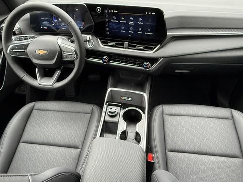 Certified 2026 Chevrolet Equinox LT w/ Convenience Package II image 34