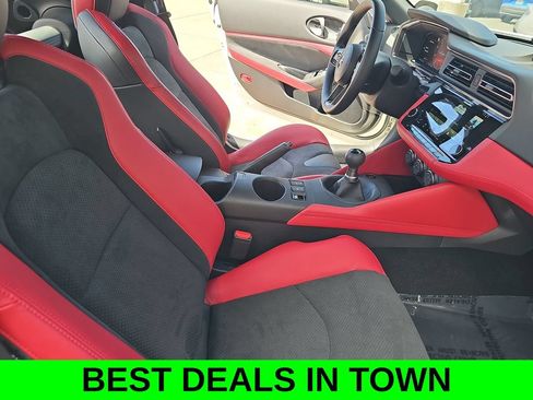 Used 2025 Nissan Z Performance w/ Floor Mat Package RWD image 10