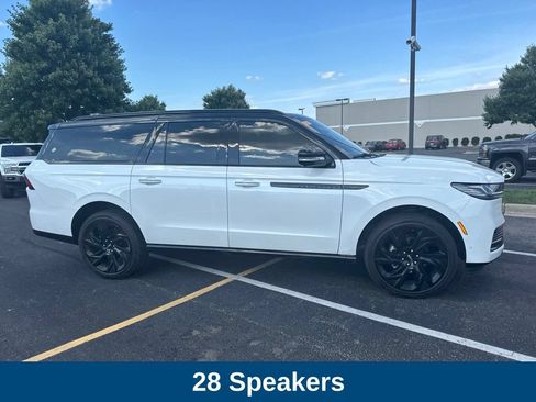 Used 2025 Lincoln Navigator L Black Label AWD/4WD image 5