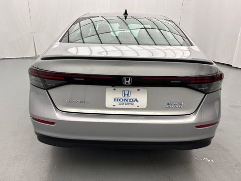Used 2024 Honda Accord Sport image 7