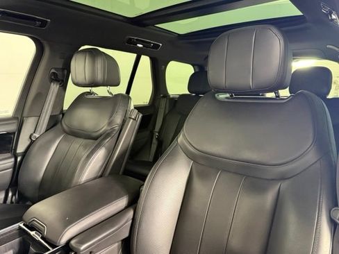 Used 2023 Land Rover Range Rover SE AWD/4WD image 6