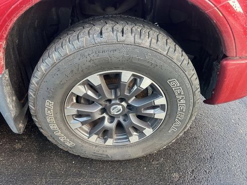 Used 2018 Nissan Titan PRO-4X image 8