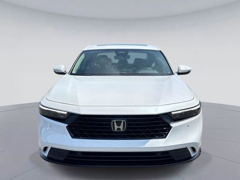 Certified 2025 Honda Accord EX-L image 9