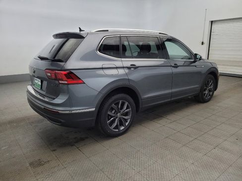 Used 2022 Volkswagen Tiguan SE image 10