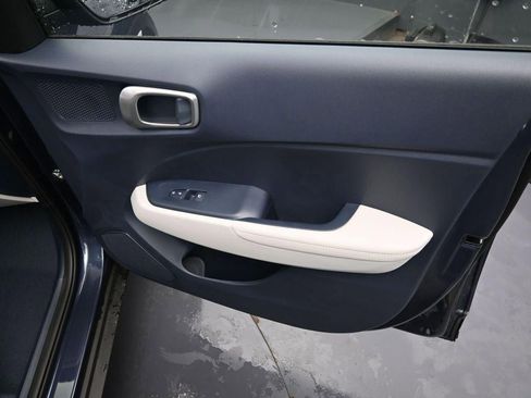 New 2026 Hyundai Venue SEL FWD image 30