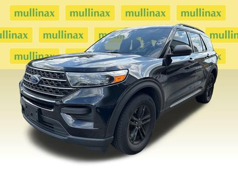 Used 2023 Ford Explorer XLT RWD image 6