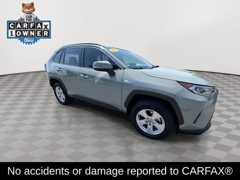 Used 2021 Toyota RAV4 XLE w/ XLE Grade Weather Package AWD/4WD image 2