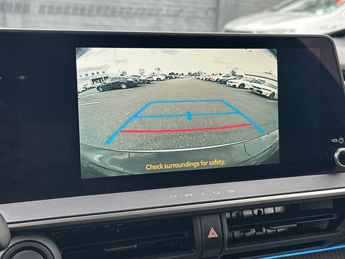 Used 2026 Toyota Prius XLE image 22