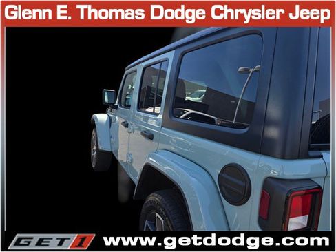 Certified 2024 Jeep Wrangler Unlimited AWD/4WD image 12