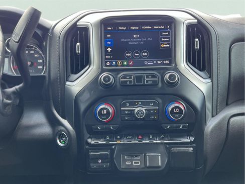 Used 2021 Chevrolet Silverado 1500 LT w/ Texas Edition Plus AWD/4WD image 37