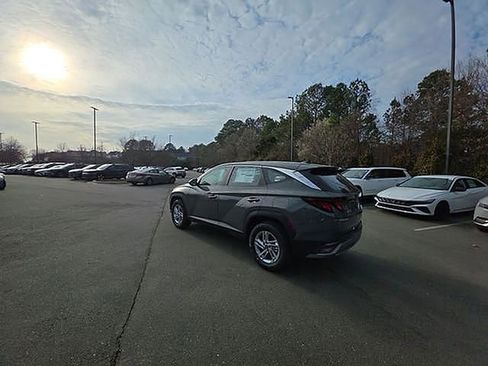 New 2026 Hyundai Tucson SE image 19