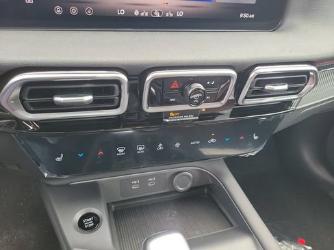 New 2026 Nissan Sentra SR w/ SR All Weather Package FWD image 27