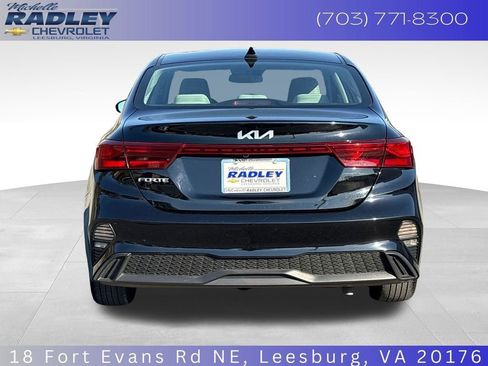 Used 2023 Kia Forte LXS FWD image 4