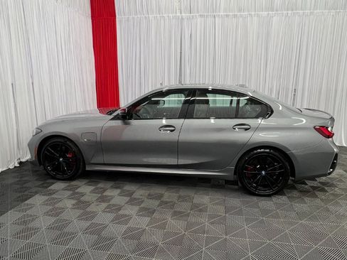 Used 2023 BMW 330e xDrive w/ M Sport Package AWD/4WD image 6