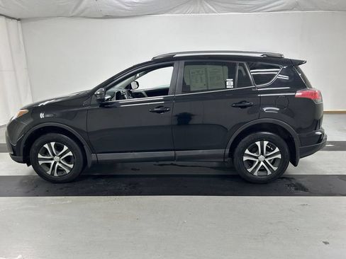 Used 2017 Toyota RAV4 LE w/ All Weather Liner Package AWD/4WD image 6