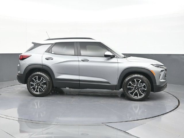 New 2026 Chevrolet TrailBlazer ACTIV FWD image 13
