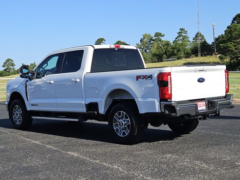 Used 2024 Ford F250 Lariat w/ FX4 Off-Road Package AWD/4WD image 6